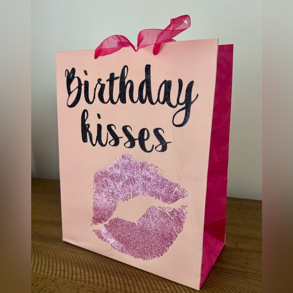 💋 Pink Birthday ✨Glitter✨ Kisses Gift Bag